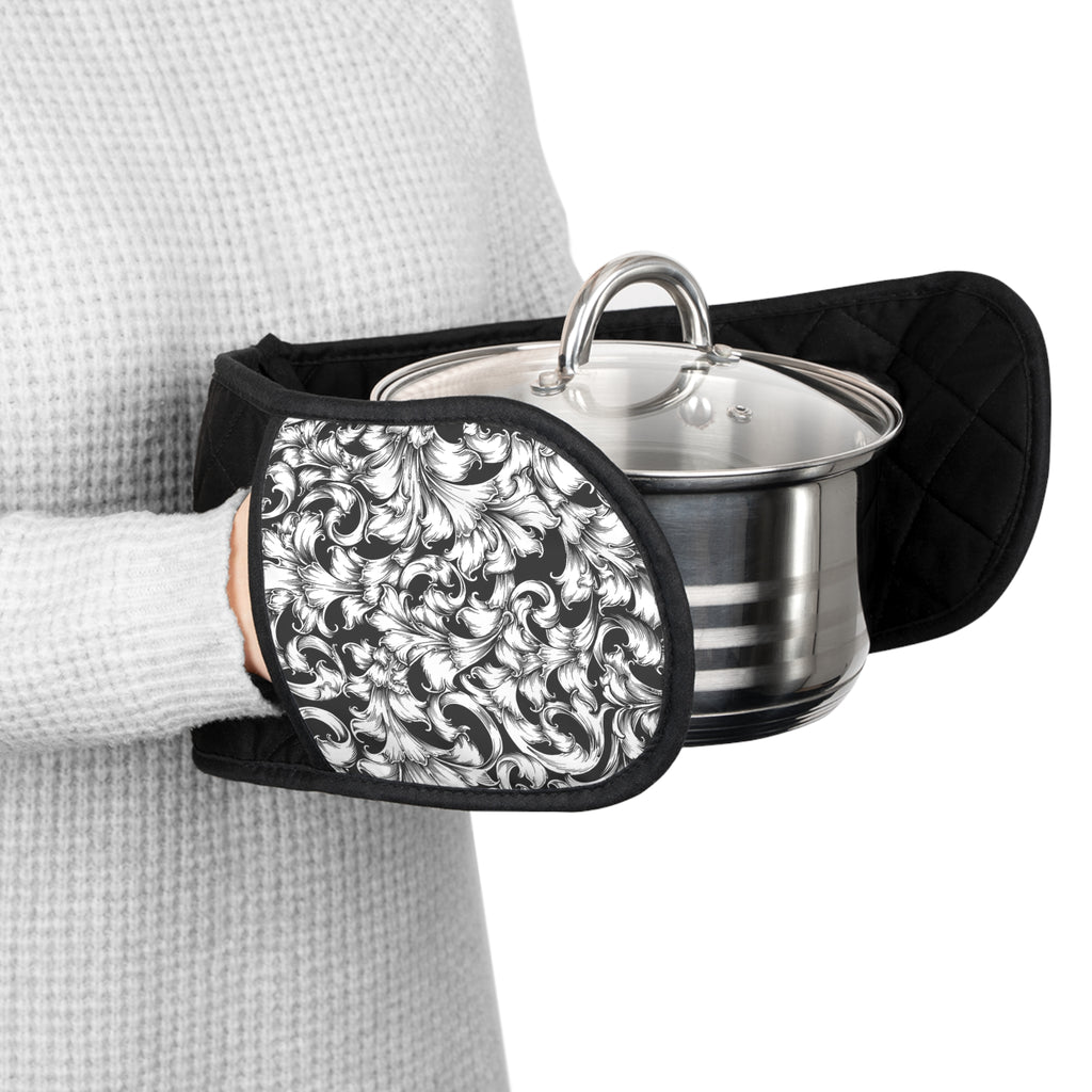 Elegant Black Oven Mitts for Stylish Cooking, Kitchen Accessories, Heat Resistant, Gift for Home Cooks, Housewarming